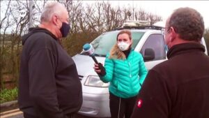 COVID: First passengers cross reopened UK-France border