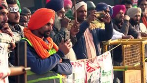 India: Supreme Court puts contentious farms laws on hold