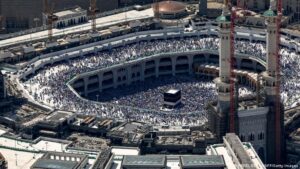 Hundreds reported dead from Hajj heatwave in Mecca