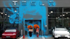 Auf Wiedersehen! Are Germans done with Tesla?