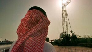 As oil prices fall can Gulf big spenders keep Trump pledges?
